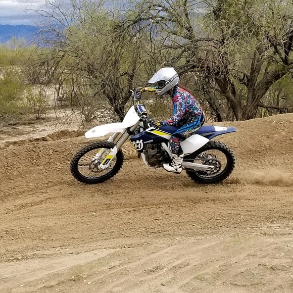 5 STAR POSH AMBASSADOR ⭐️⭐️⭐️⭐️⭐️ - Picture 4 of 9